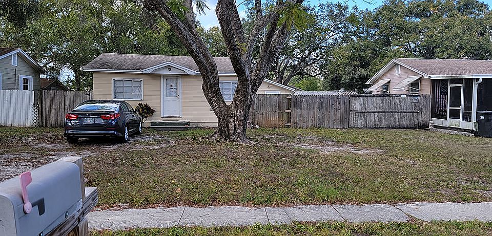 1st image of 3991 55th Ave N