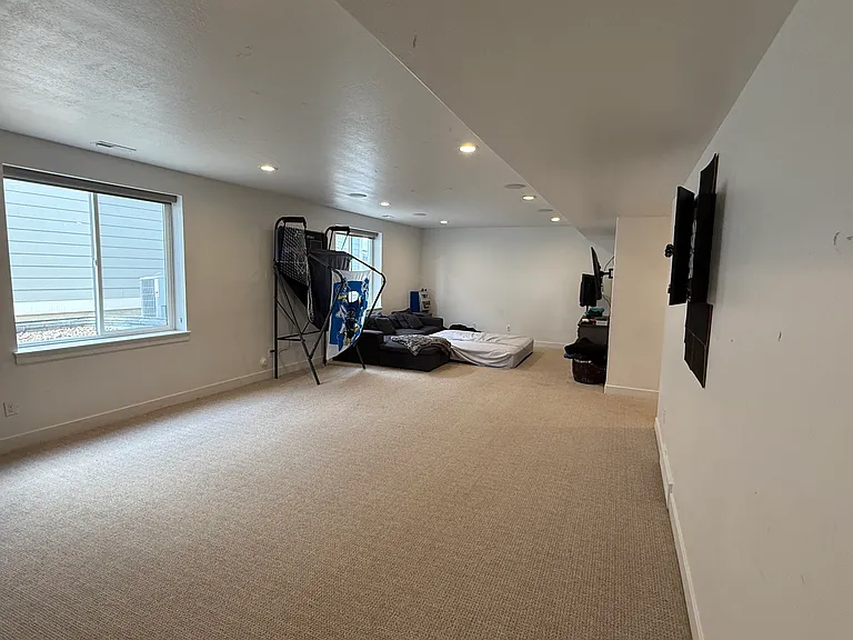 3142 W Harvard Dr — Photo 26