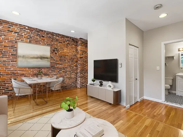 16 Foster St APT 5, Boston, MA 02109