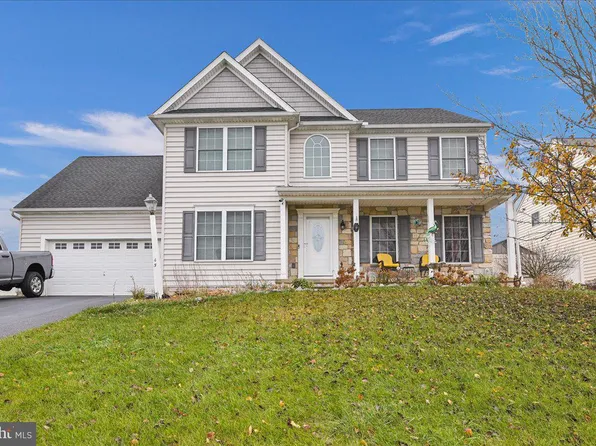 45 Centre Ct, Red Lion, PA 17356