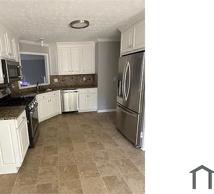 4 bed, 2800 sqft, $2,850 — Photo 2