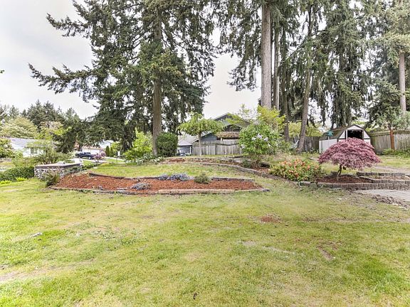 5th image of 15021 118th Avenue Ct E