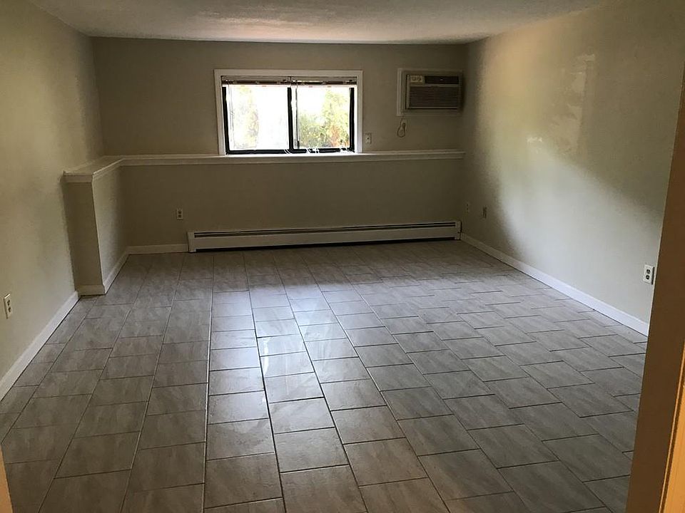 1st image of 625 W Lowell Ave Unit 2
