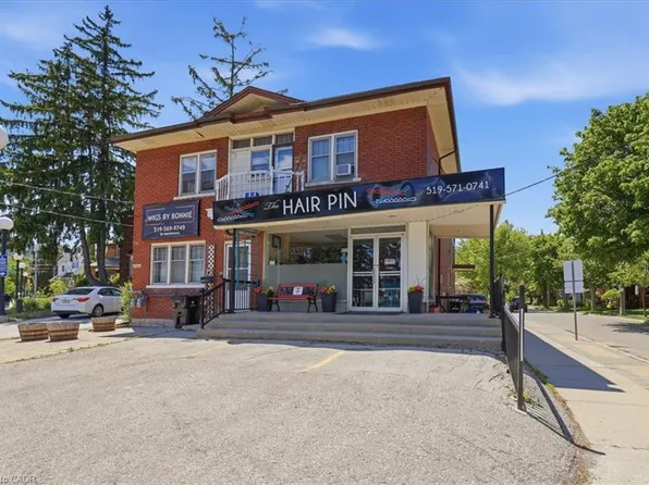 744 Queen St S, Kitchener, ON N2M 1A4