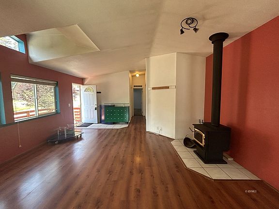 4th image of 53069 McKinney Ln