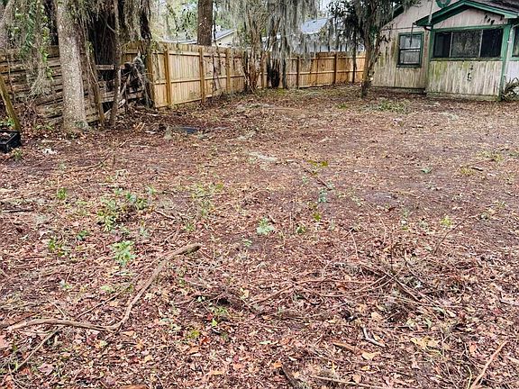 5th image of 206 Sunnyside Dr