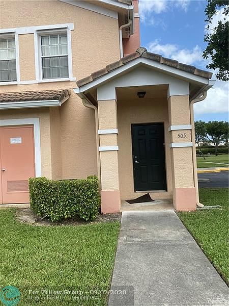 1st image of 505 Belmont Ln