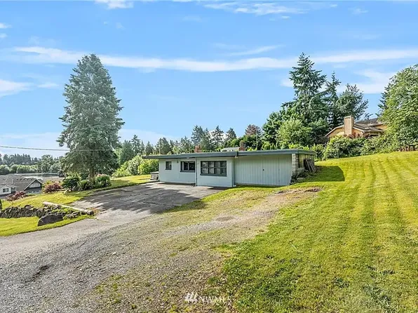 16210 Larch Way, Lynnwood, WA 98087