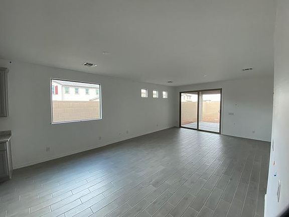 5th image of 3637 S 57th Dr