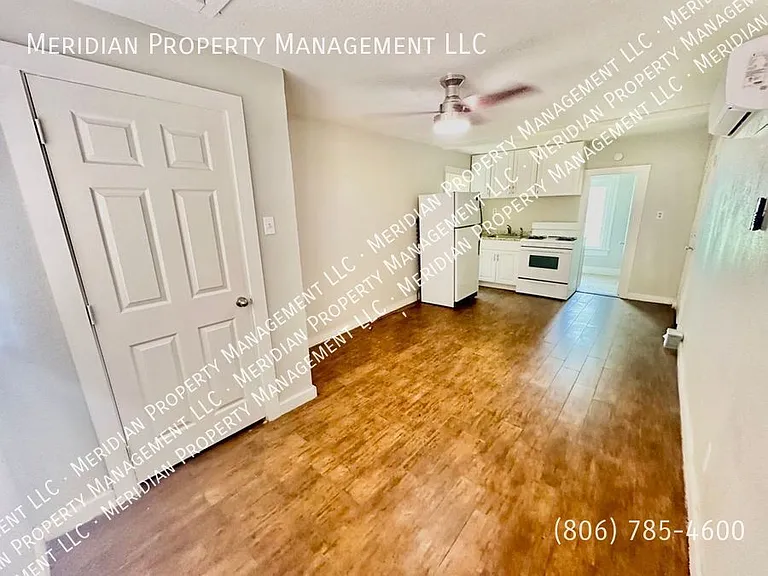 1503 Avenue T — Photo 4