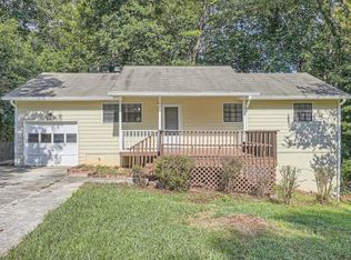3988 Valley Brook Rd, Snellville, GA 30039