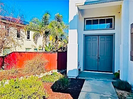5 bed, 3111 sqft, $3,990 — Photo 3