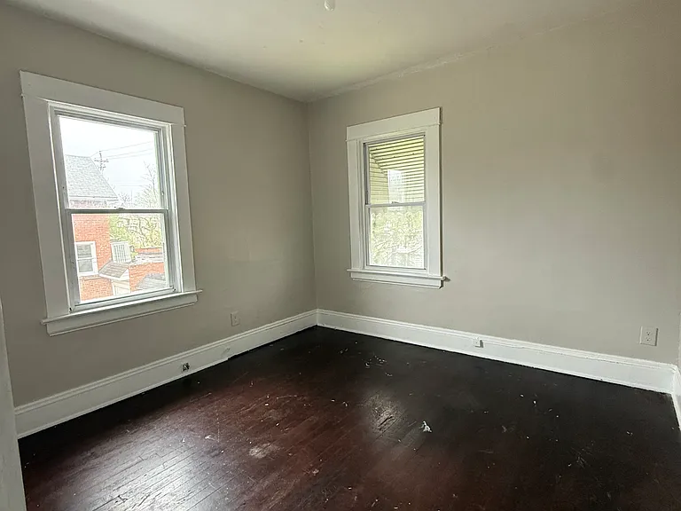 824 London Rd #2 — Photo 4