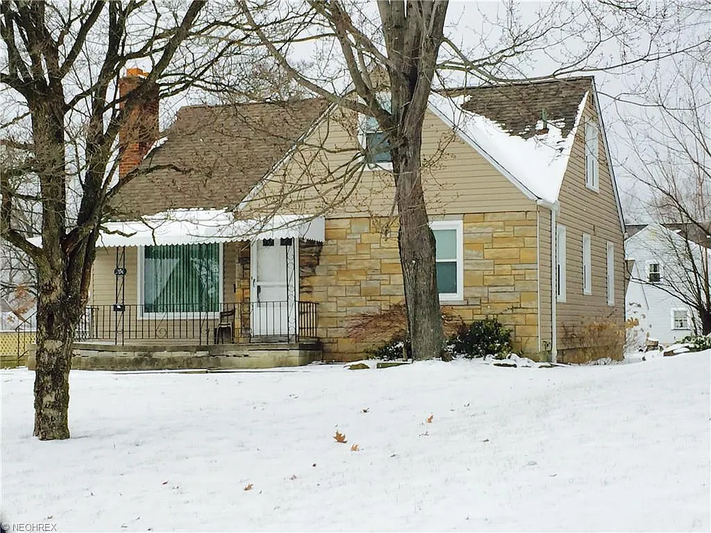 204 Afton Ave photo 1