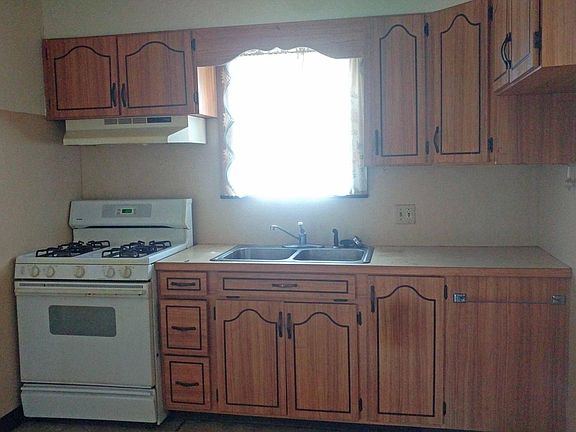 3rd image of 1115 Neptune Ave