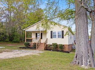 205 E Florida St, Clinton, SC 29325