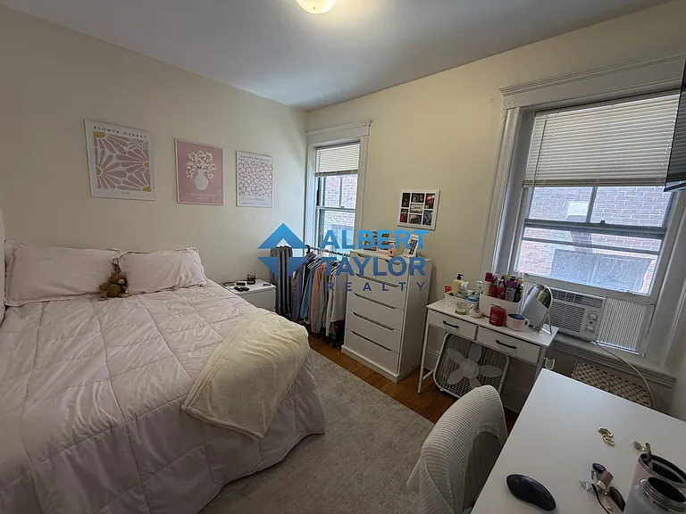 Bedroom #1