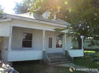 212 N Collins St, Fairland, OK 74343