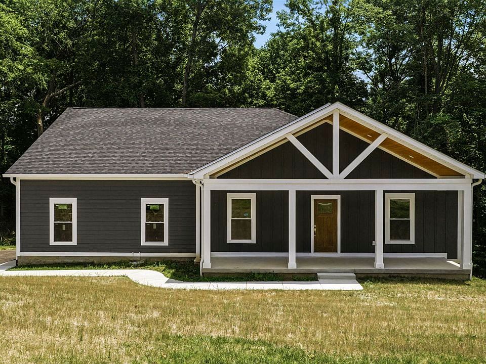 1st image of 820 Hill Rd