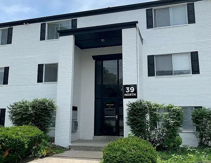 39 North St #C4