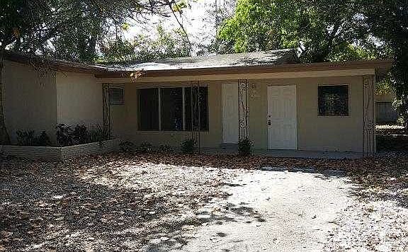 2nd image of 619 SW 20th St