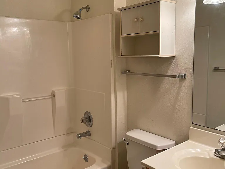 316 Ridgeland Ave #3 — Photo 10