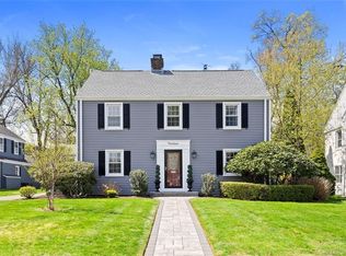 19 Cornell Rd, West Hartford, CT 06107