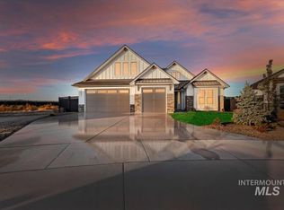 7025 W Piaffe Ct, Eagle, ID 83616