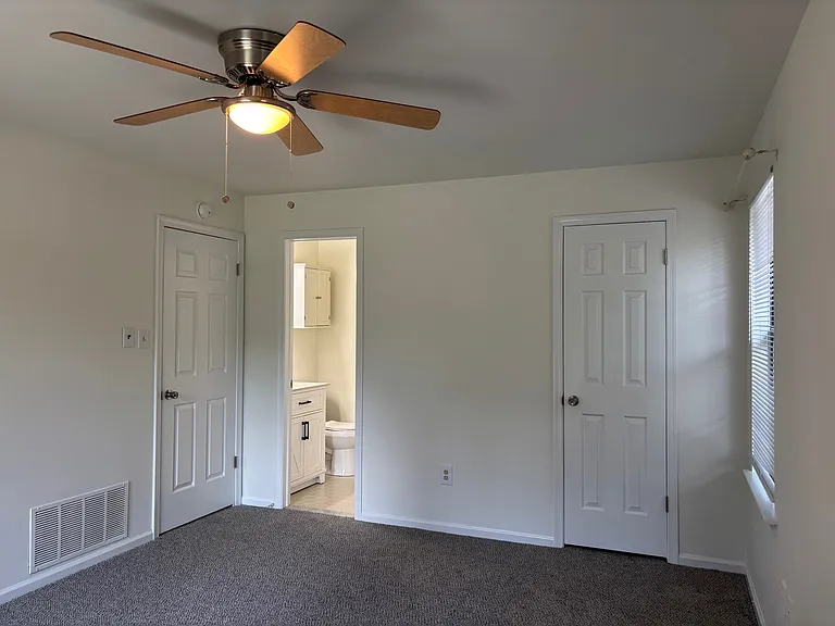 62 Basswood Ct — Photo 4