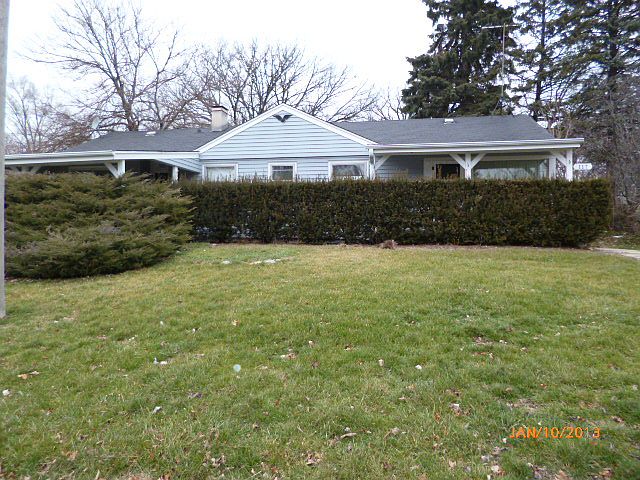 1st image of 117 E Elmwood Ave