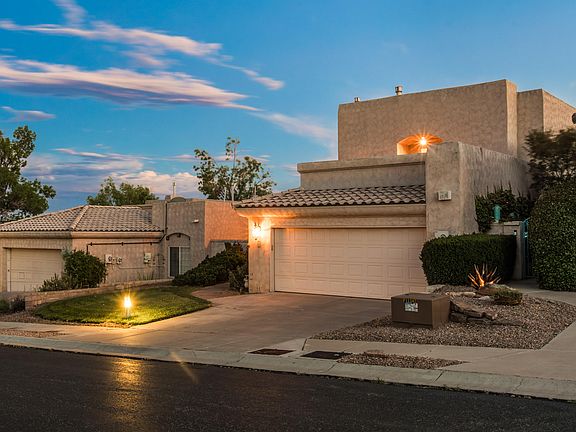 2nd image of 4612 Miramar Dr NW
