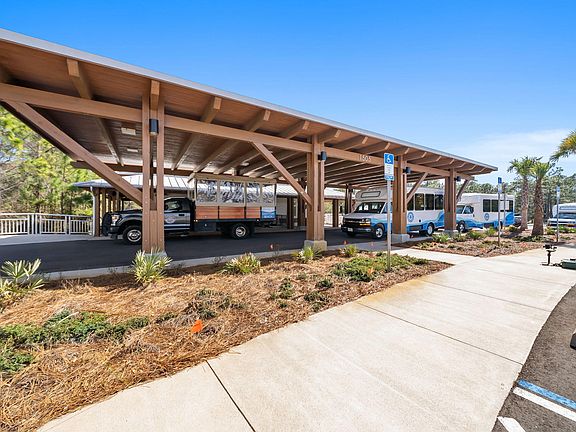 5th image of 8 Gulf Mark Ln