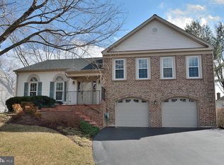 13449 Point Pleasant Dr, Chantilly, VA 20151