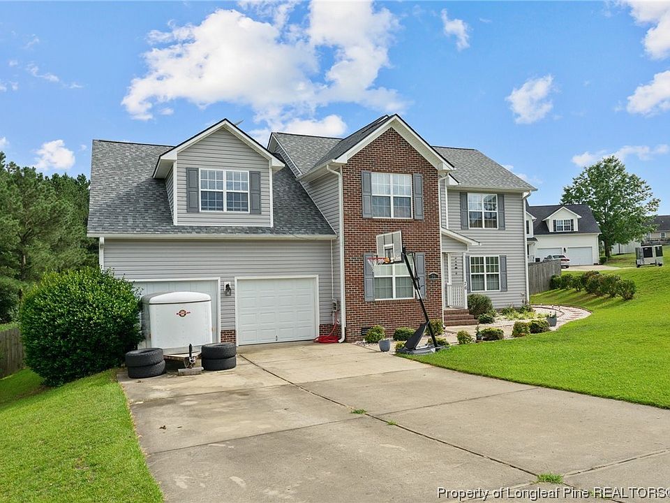 81 Checkmate Ct, Cameron, NC 28326