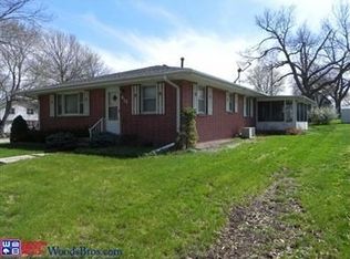 410 May St, Firth, NE 68358