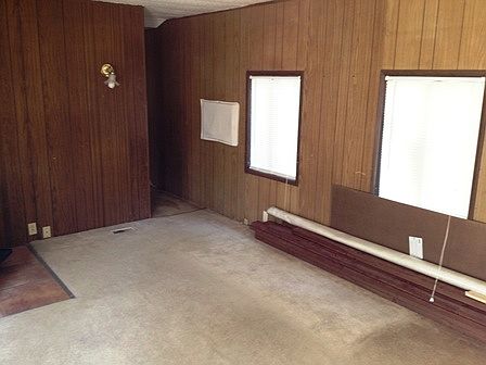 60 Coffey Ln05_05032013