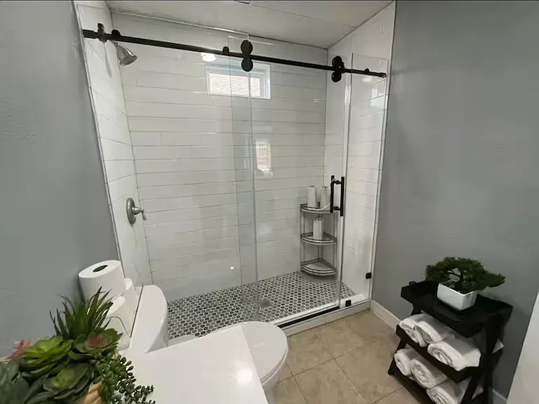 4201 Irvington Blvd — Photo 15