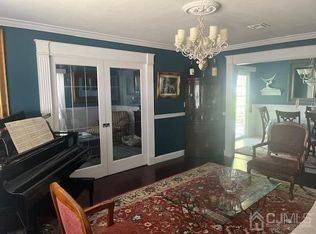 619 Waverly Way #B, Monroe Township, NJ 08831