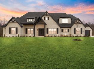 305 NE Meadowgreen St, Bentonville, AR 72712