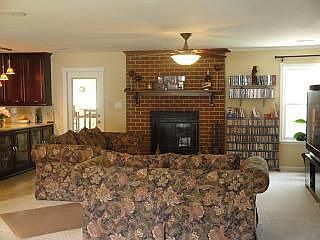 5th image of 288 Bethune Dr