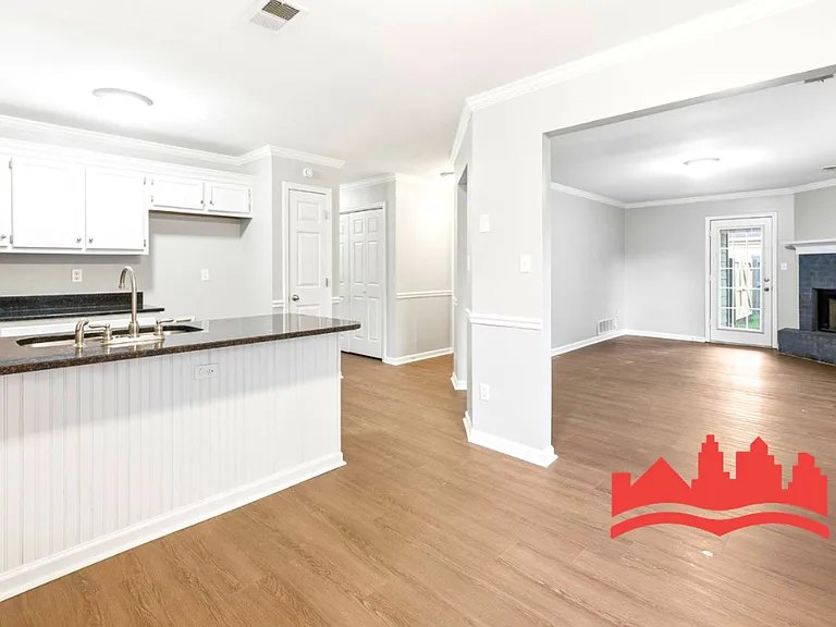 6945 Ginwood Cv — Photo 16
