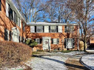 16895 Saint Paul St, Grosse Pointe, MI 48230