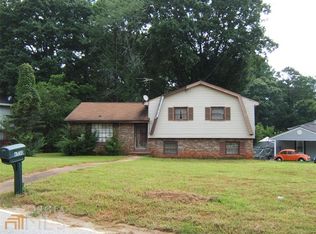 6530 King William Dr, Morrow, GA 30260