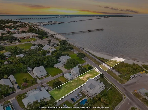 502 S Beach Blvd, Bay Saint Louis, MS 39520