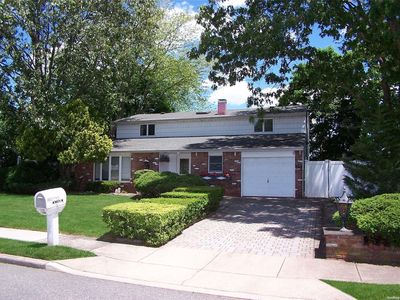 19 Fairlane Drive, Selden, NY, 11784