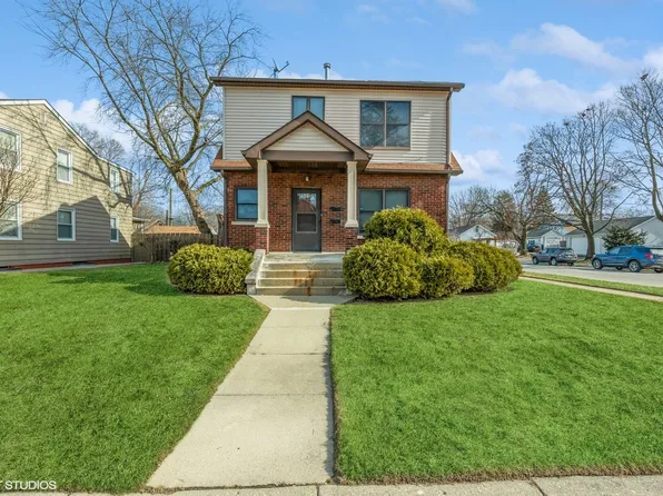 521 Lorraine Ave, Waukegan, IL 60085