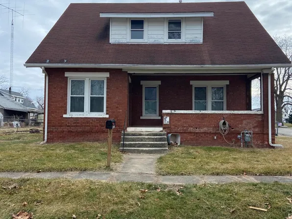 315 S Madison St, Lewistown, IL 61542