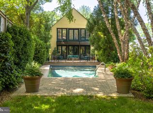 4635 Kenmore Dr NW, Washington, DC 20007