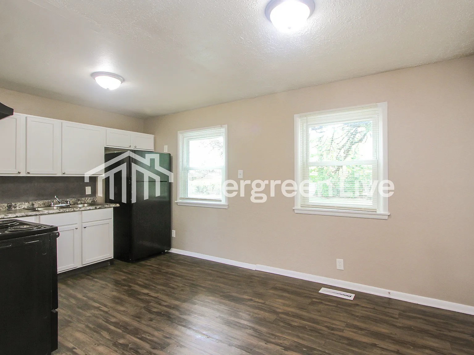 3 bed, 1.0 bath, 936 sqft, $1,195 — Photo 4