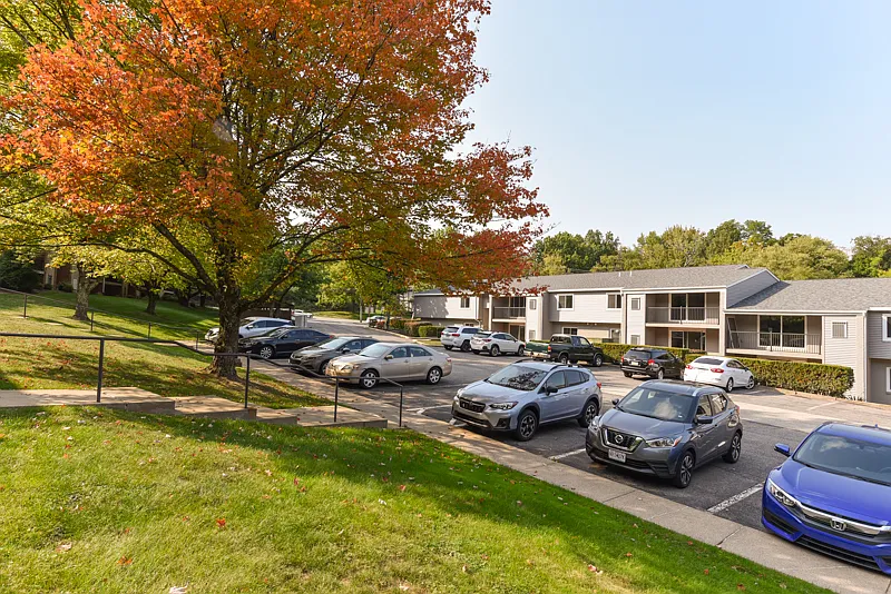 Durham Court Apartments — Photo 4